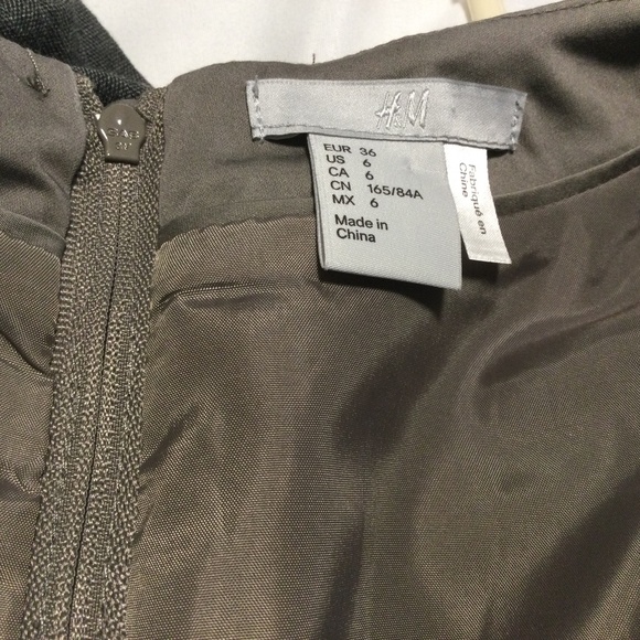 Dress - Picture 6 of 6